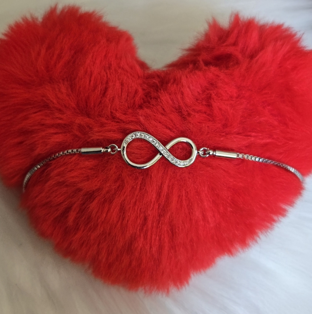 infinity silver bracelet *new